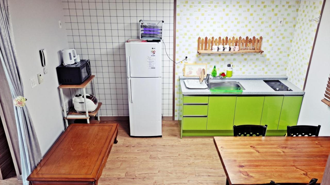 Holiday home Gillime *